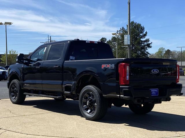 New 2026 Black Ford XL image 4