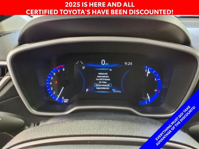 2022 Toyota Corolla Cross XLE photo