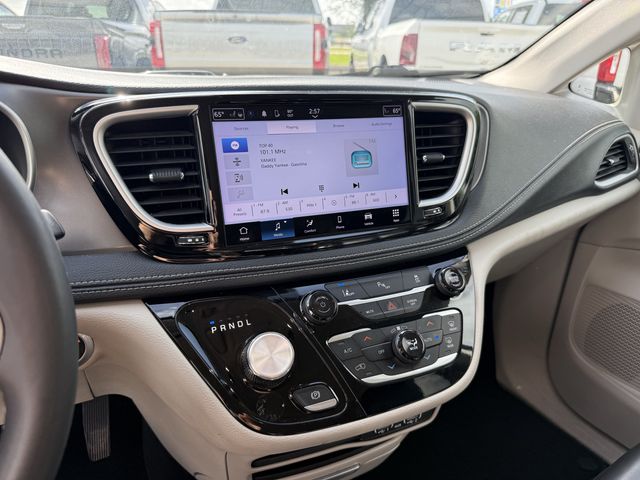 2023 Chrysler Pacifica Hybrid Touring L Black at Bayway Cadillac of The Woodlands