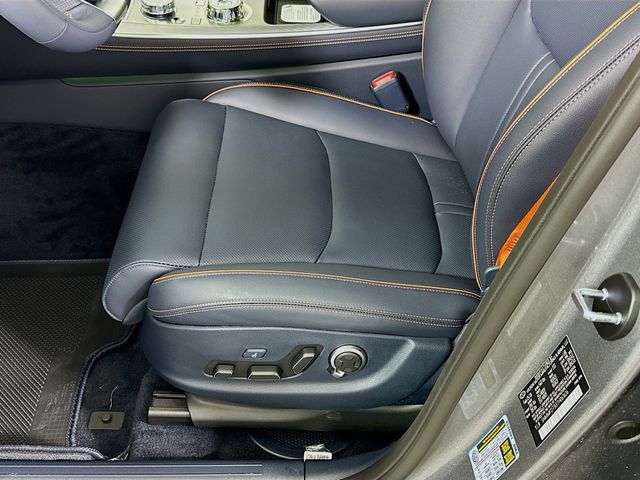 Thumbnail: 2026 Genesis GV70 - 21