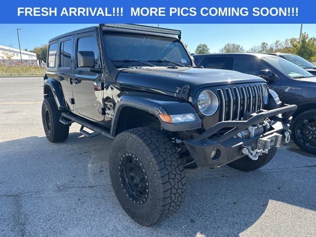 2018 Jeep Wrangler Unlimited Sahara 2