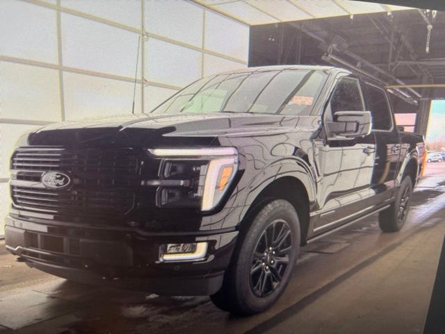 2025 Ford F-150 Platinum 4x4 SuperCrew 5-1/2 Box's photo