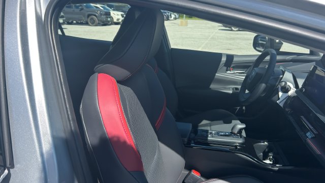 New 2027 Toyota Prius Plug-in Hybrid Hatchback