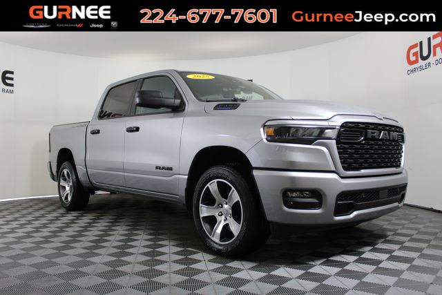 2025 RAM 1500 Tradesman Crew Cab 4WD