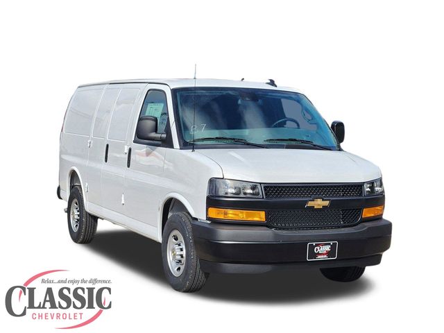 Summit White 2025 Chevrolet Express Cargo 2500 RWD Van Rear-Wheel Drive