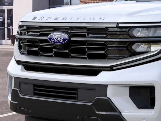 New 2027 White Ford Platinum image 17