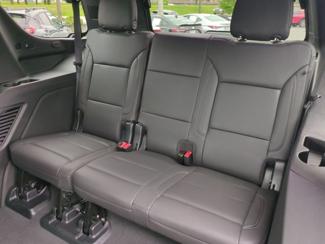 Used 2023 Black Chevrolet Z71 image 23