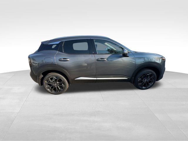 2025 Gun Metallic Nissan Kicks SR FWD SUV