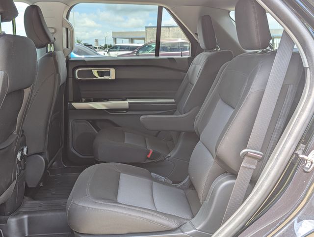 2022 Ford Explorer XLT Black at Community Kia