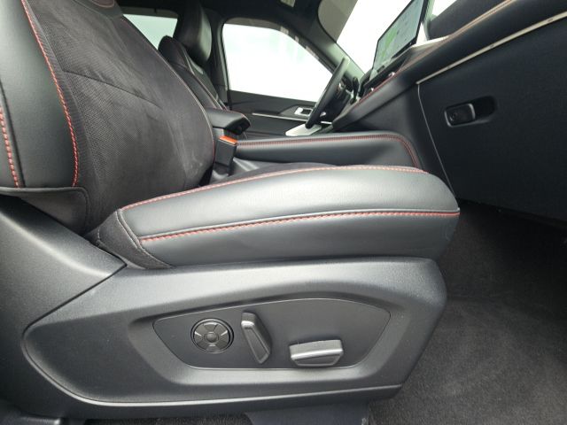 2025 Ford Explorer ST:167976A