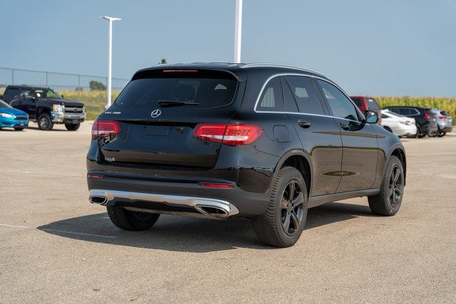 2019 Mercedes-Benz GLC GLC 300 7