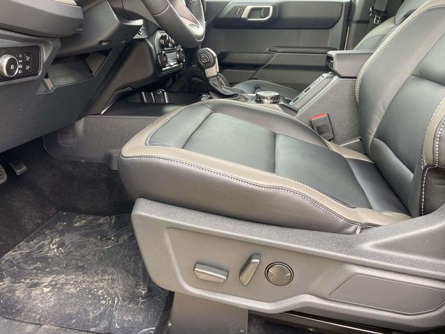 New 2026 Beige Ford Outer Banks image 10