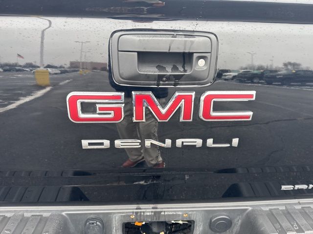 2022 GMC Canyon Denali 5