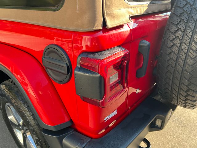 2019 Jeep Wrangler Unlimited Sahara 19