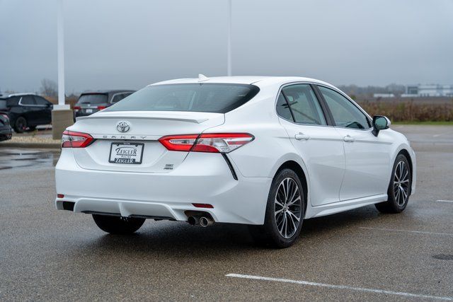 2020 Toyota Camry SE 7