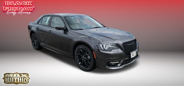 2023 Chrysler 300 Touring 18