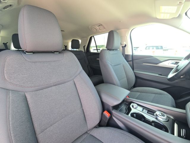 2025 Ford Explorer Active:B02488