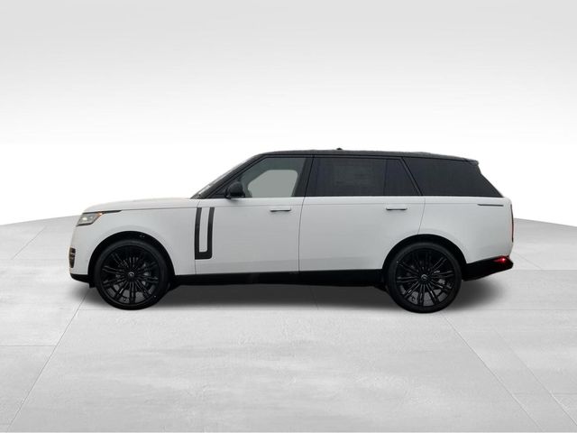 2025 Land Rover Range Rover SE 2