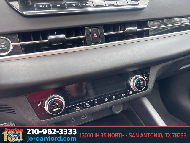 Used Car 2023 Mitsubishi Outlander  Se For Sale Under $25,000 In San Antonio, Texas