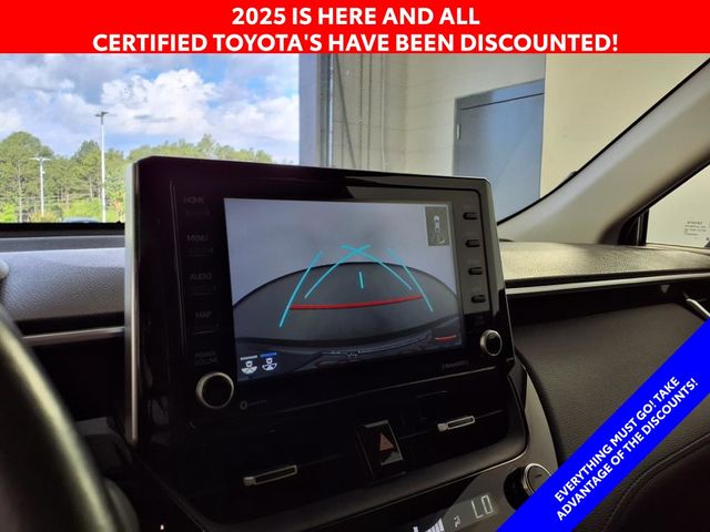 2022 Toyota Corolla Cross XLE photo