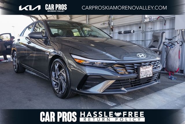 2025 Hyundai Elantra SEL Convenience FWD