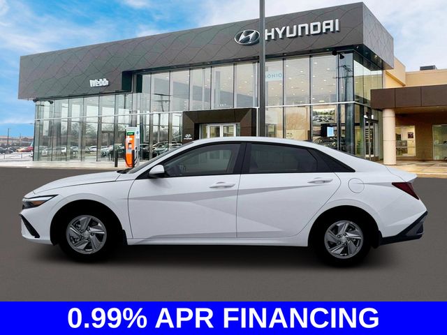 New 2026 White Hyundai SE image 3