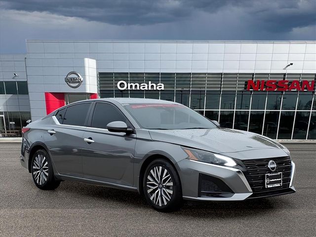 2023 Nissan Altima 2.5 SV FWD