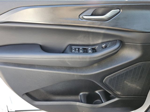 2026 Jeep Grand Cherokee L Laredo 4x2