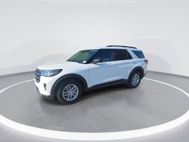 New 2026 Star White Metallic Tri-Coat Ford Active image 4