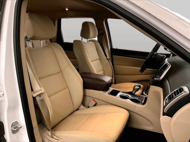 2021 Jeep Grand Cherokee Laredo E White at Auto Express Mitsubishi