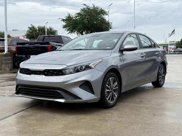 2024 Kia Forte LXS Gray at Community Kia