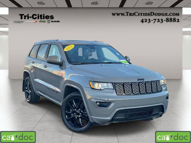 Gray 2022 Jeep Grand Cherokee WK Laredo E 4WD SUV / Crossover Four-Wheel Drive 8-Speed Automatic