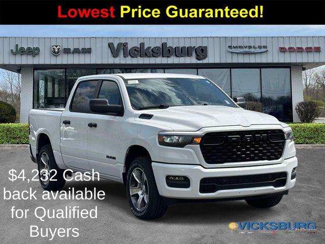 Bright White Clearcoat 2026 RAM 1500 Pickup Truck Four-Wheel Drive 8-Speed Automatic