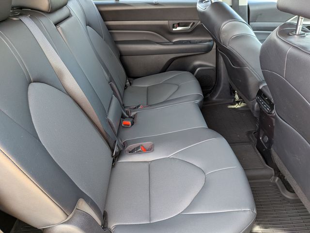 2025 Toyota Grand Highlander Hybrid - Image 33