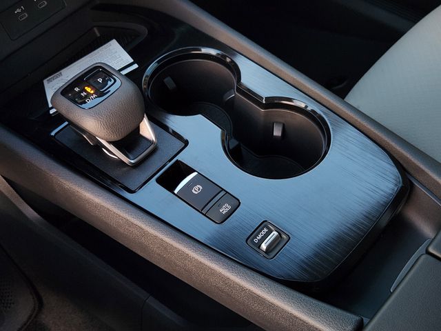 2026 Nissan Rogue SV photo 8