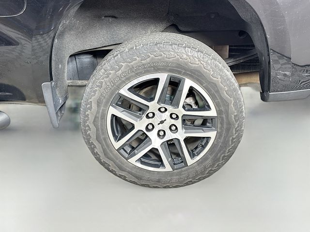 2019 Black Chevrolet Silverado 1500 LT Trail Boss 4X4 Truck