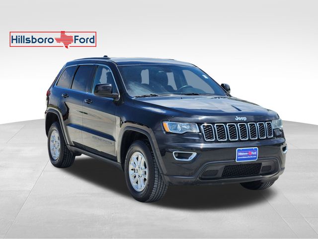 2018 Diamond Black Crystal Pearlcoat Jeep Grand Cherokee Laredo 4X4 SUV