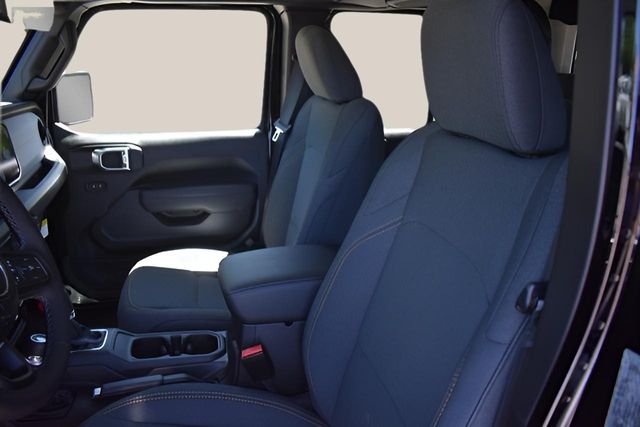 New Car 2025 Jeep Gladiator  Sport S For Sale Under $50,000 In Austin, Texas