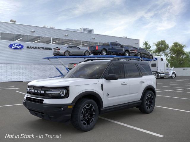 2024 Ford Bronco Sport Outer Banks 2