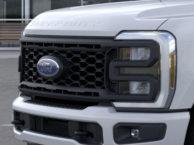 2025 Ford F-350 Super Duty XL