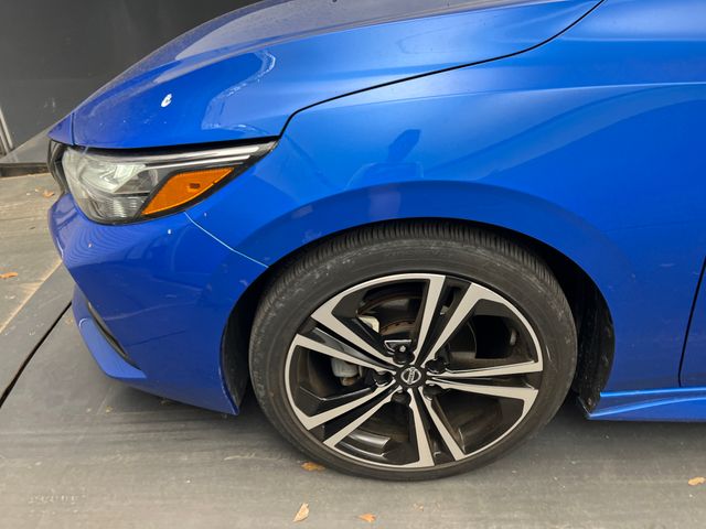 2022 Electric Blue Metallic/Super Black Nissan Sentra SR FWD Sedan