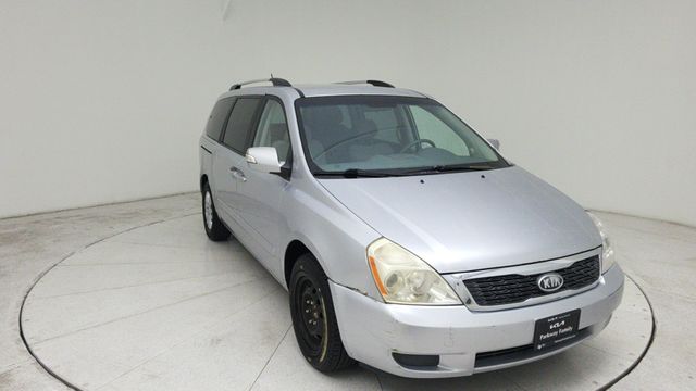 2011 Kia Sedona LX - 7