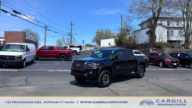 Midnight Black Metallic 2022 Toyota Tacoma TRD Off Road Double Cab 4WD Pickup Truck Four-Wheel Drive 6-Speed Automatic