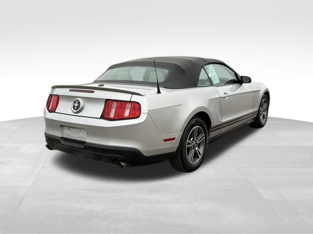 2011 Ford Mustang V6 Premium 19