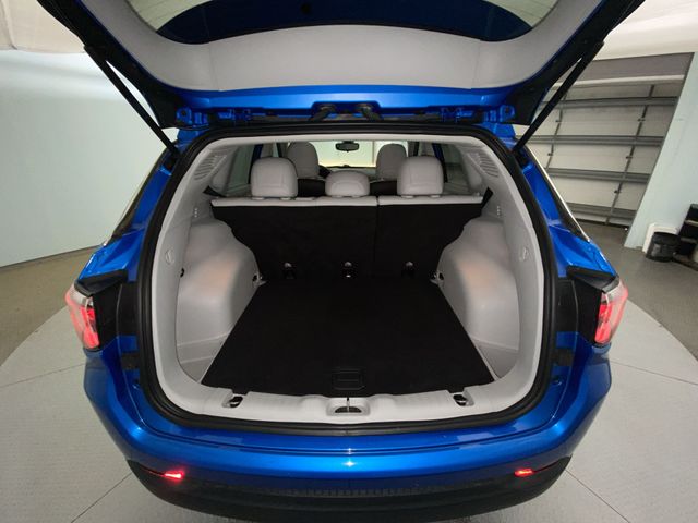 Used 2019 Blue Jeep Latitude image 24