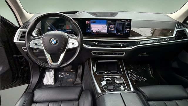 Used 2023 Black BMW xDrive40i image 18
