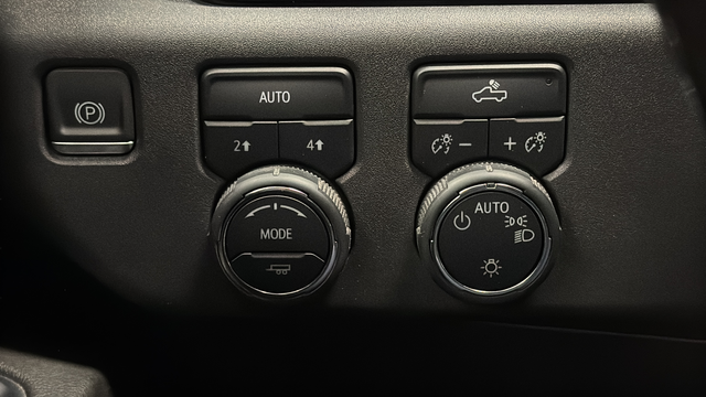 Used 2023 Summit White Chevrolet LT image 40