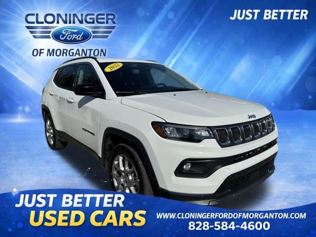 2022 Jeep Compass Latitude Lux 4WD