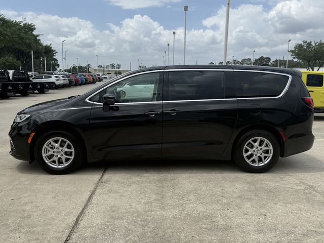 2023 Chrysler Pacifica Touring L Black at Parkway Family Mazda