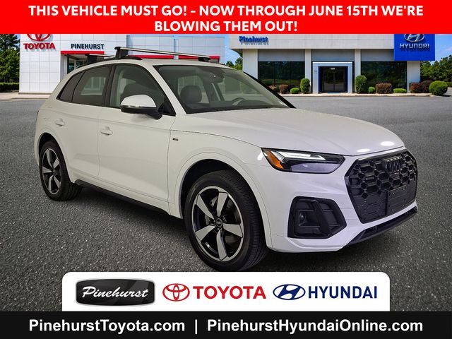 2023 Audi Q5 45 Premium Plus's photo